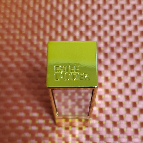 Estee Lauder Pure Color Envy Sculpting Lipstick - Picture 2 of 3